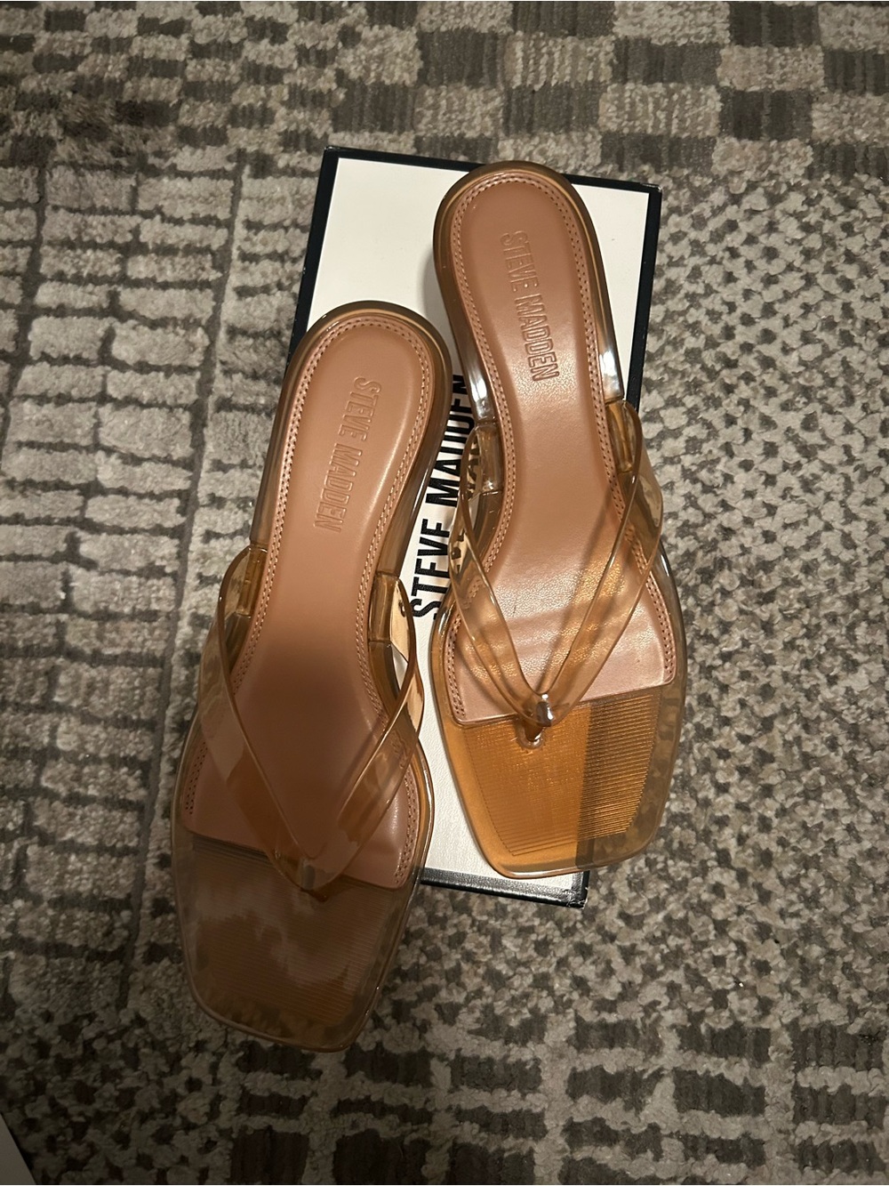 Steve Madden Clear Tan Jelly Thong Sandals - Picture 2 of 4